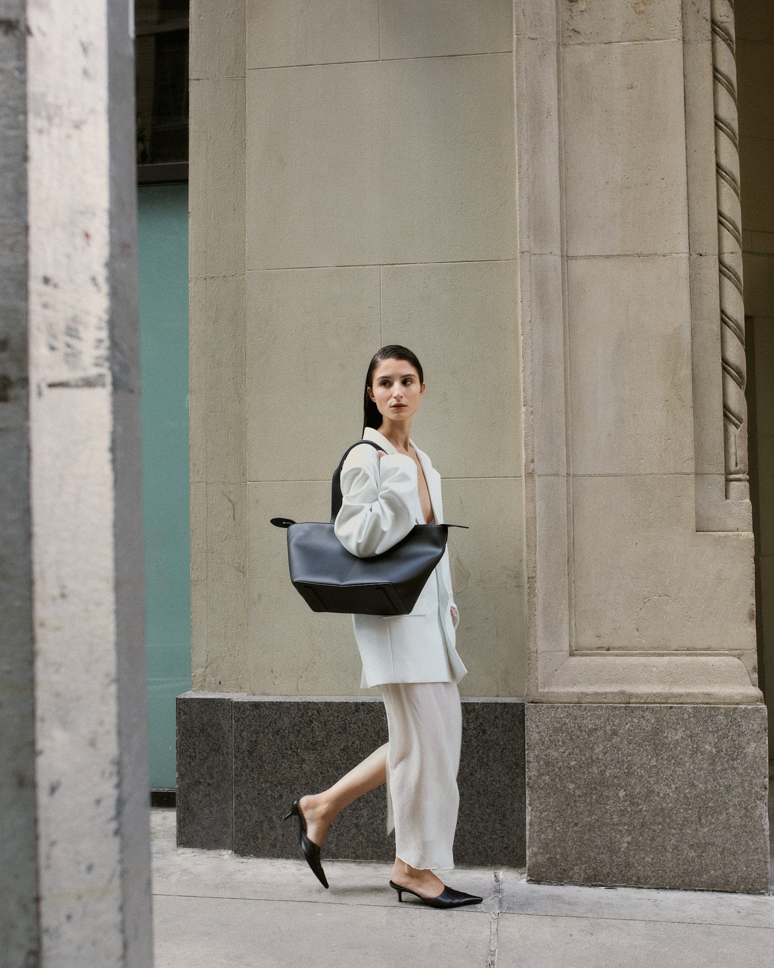 Bleecker Tote Black