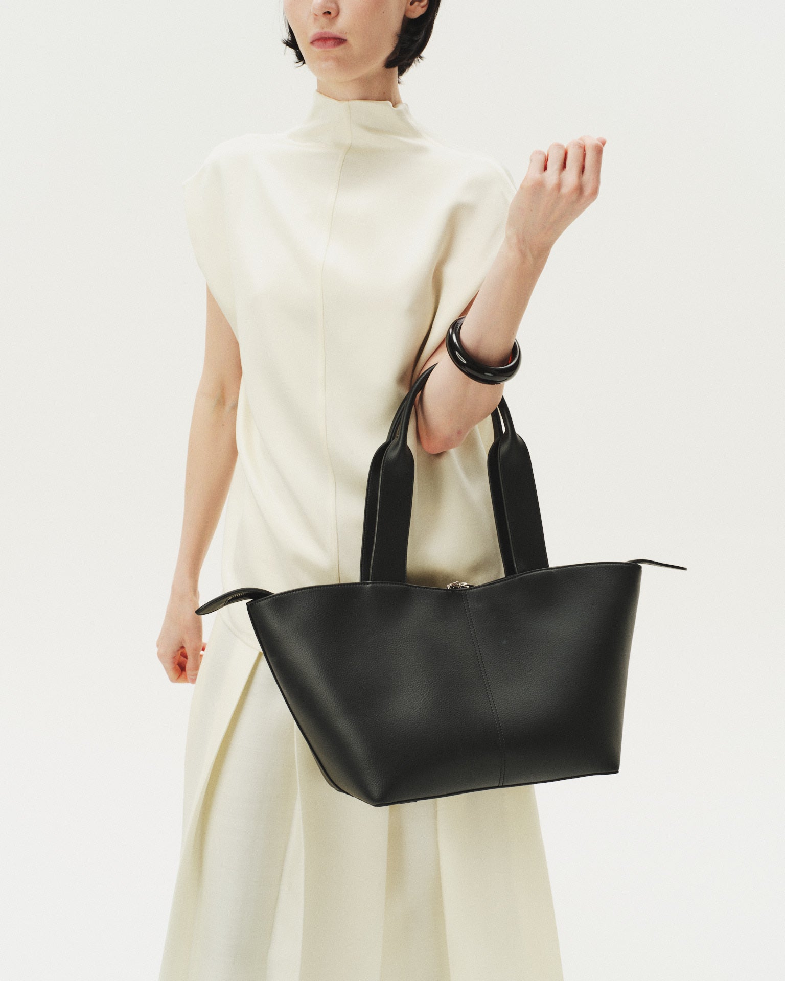 Bleecker Tote Black