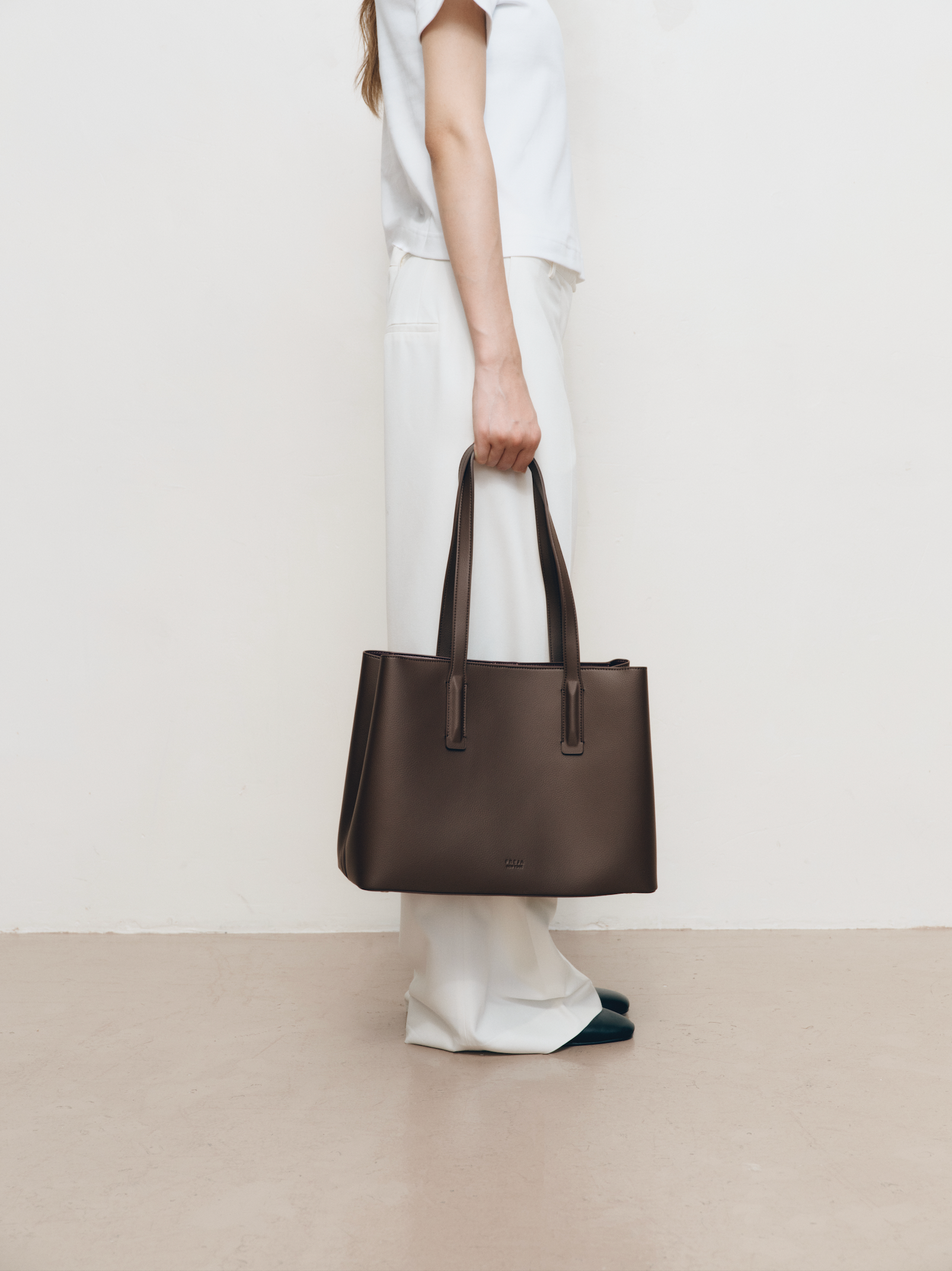 Linnea Tote Espresso