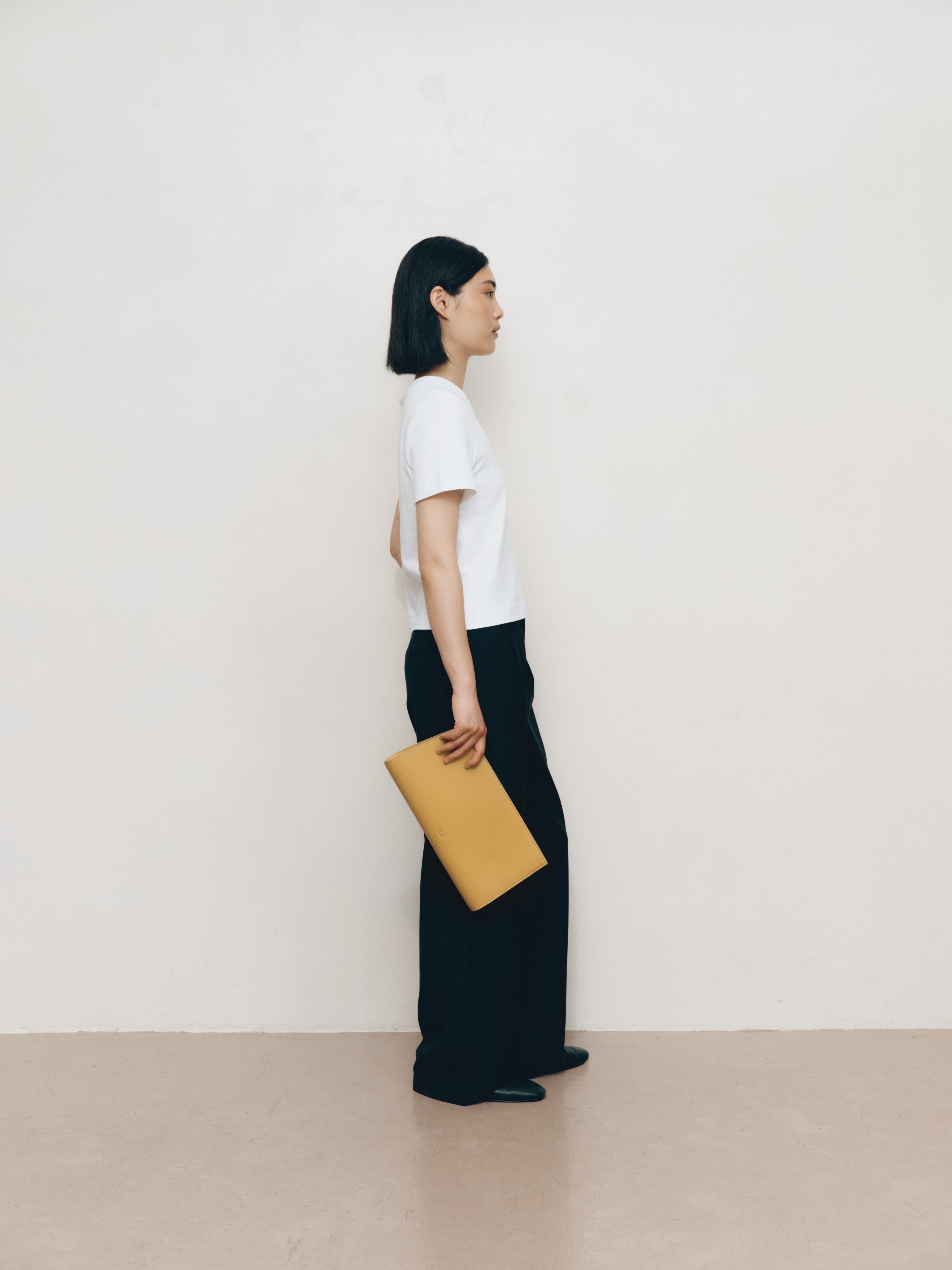 Slim Clutch Cashew