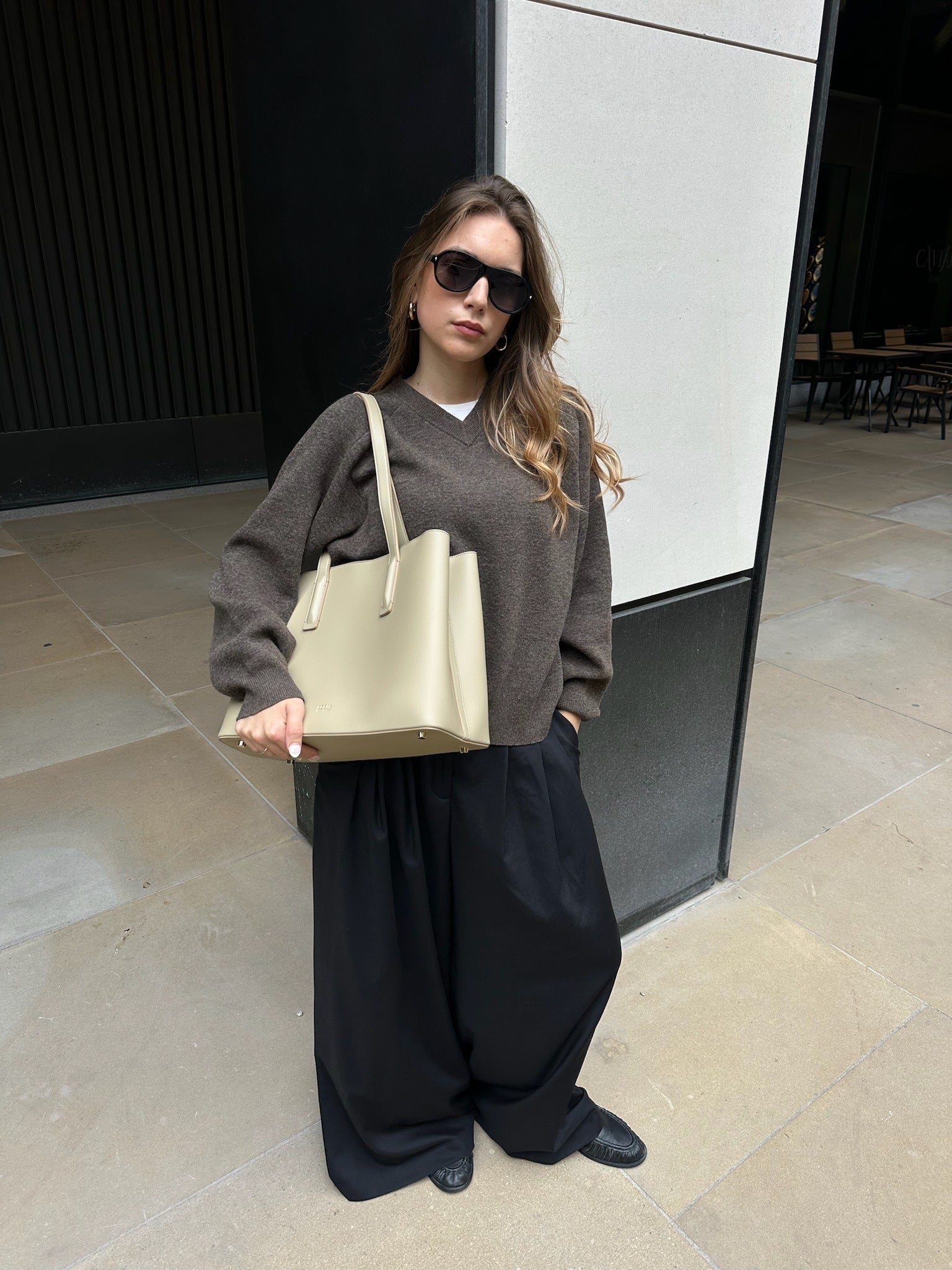 Linnea Tote Sand
