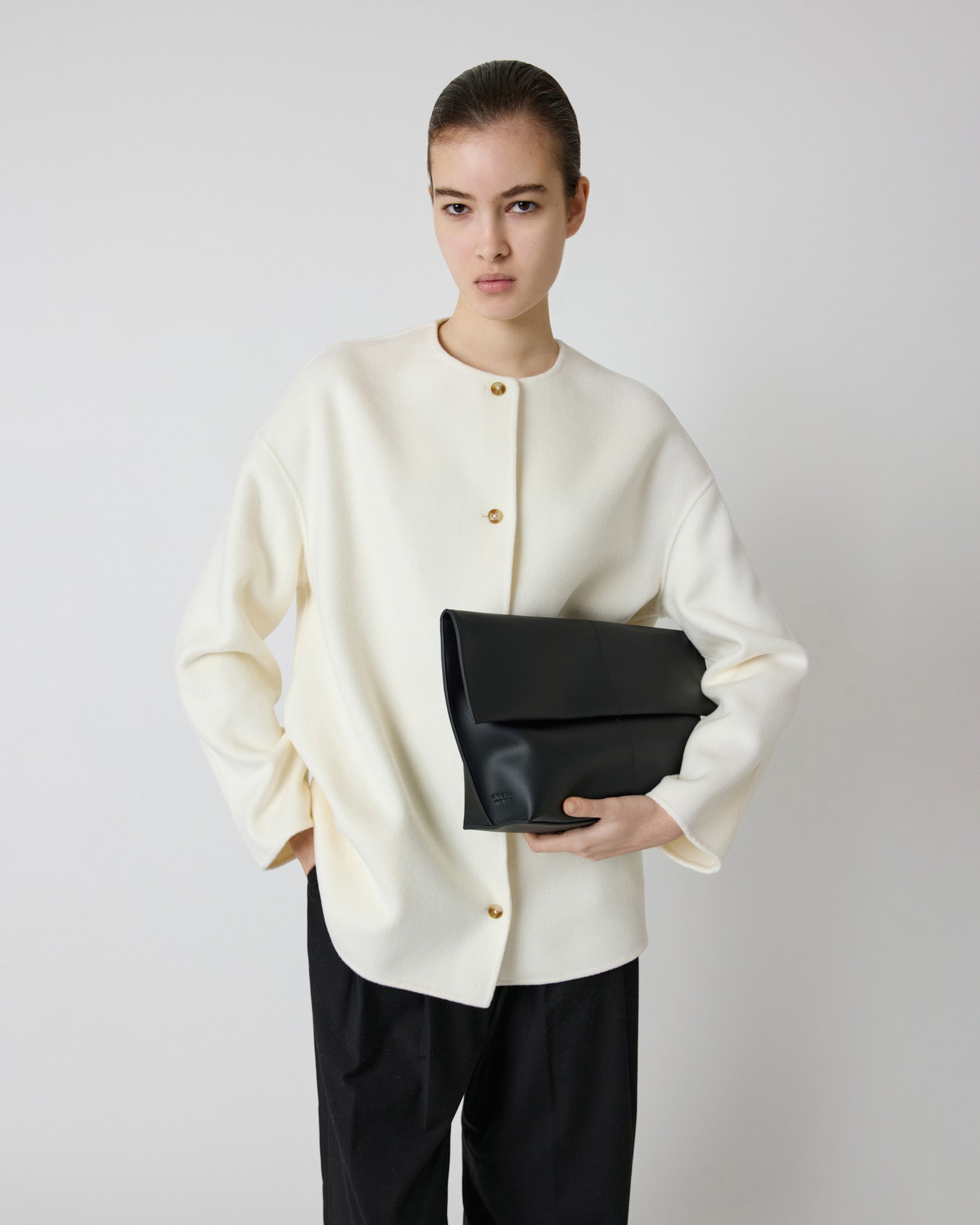 Seamed Clutch Black
