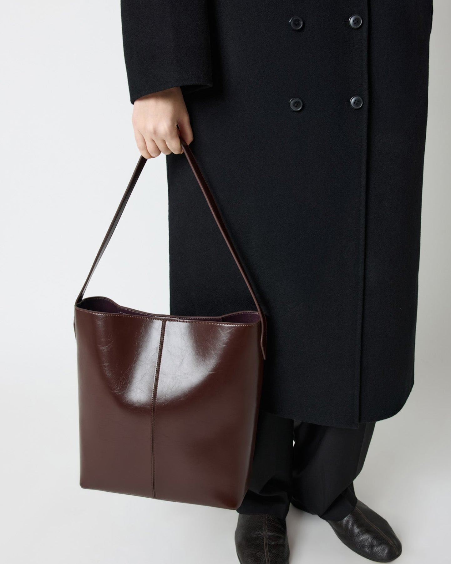 Kaia Bag Raisin Gloss