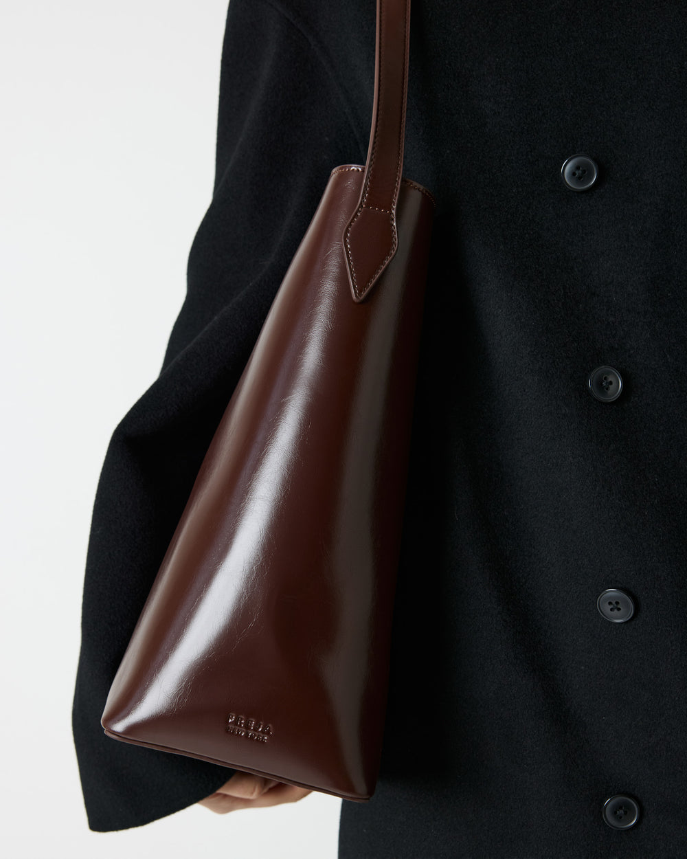 Kaia Bag Raisin Gloss