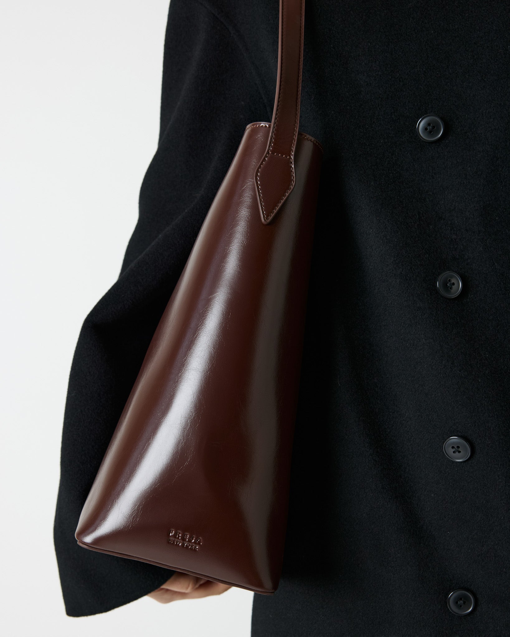 Kaia Bag Raisin Gloss