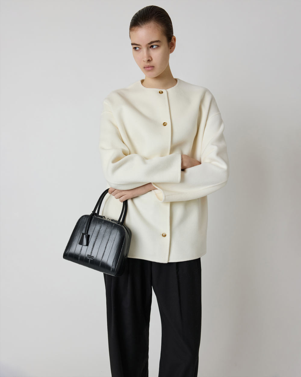 Miro Bag Black Eel