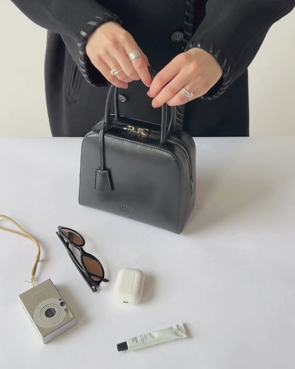 Miro Bag Black Eel