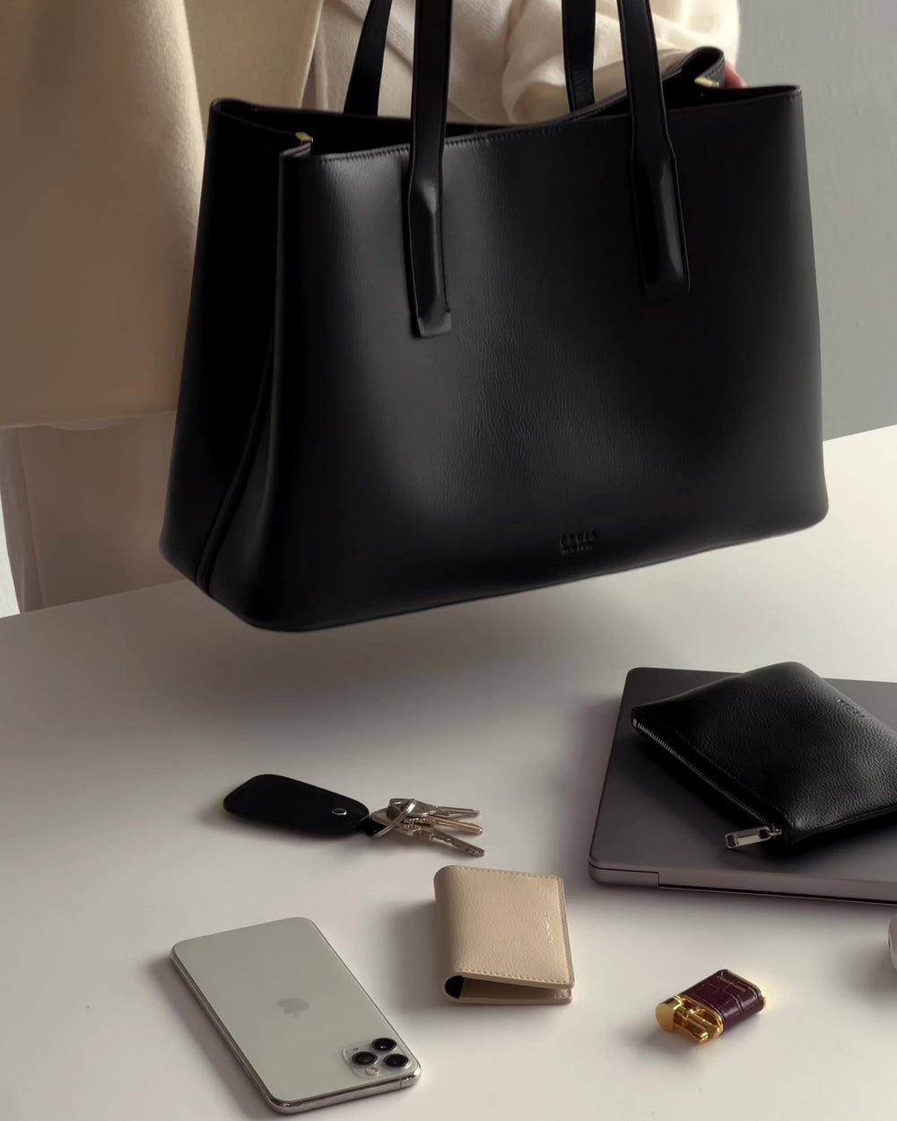 Linnea Tote Taupe