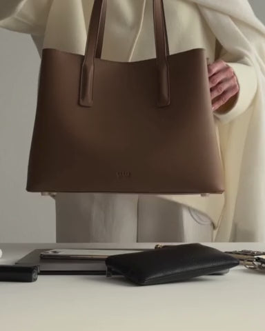Linnea Tote Cedar